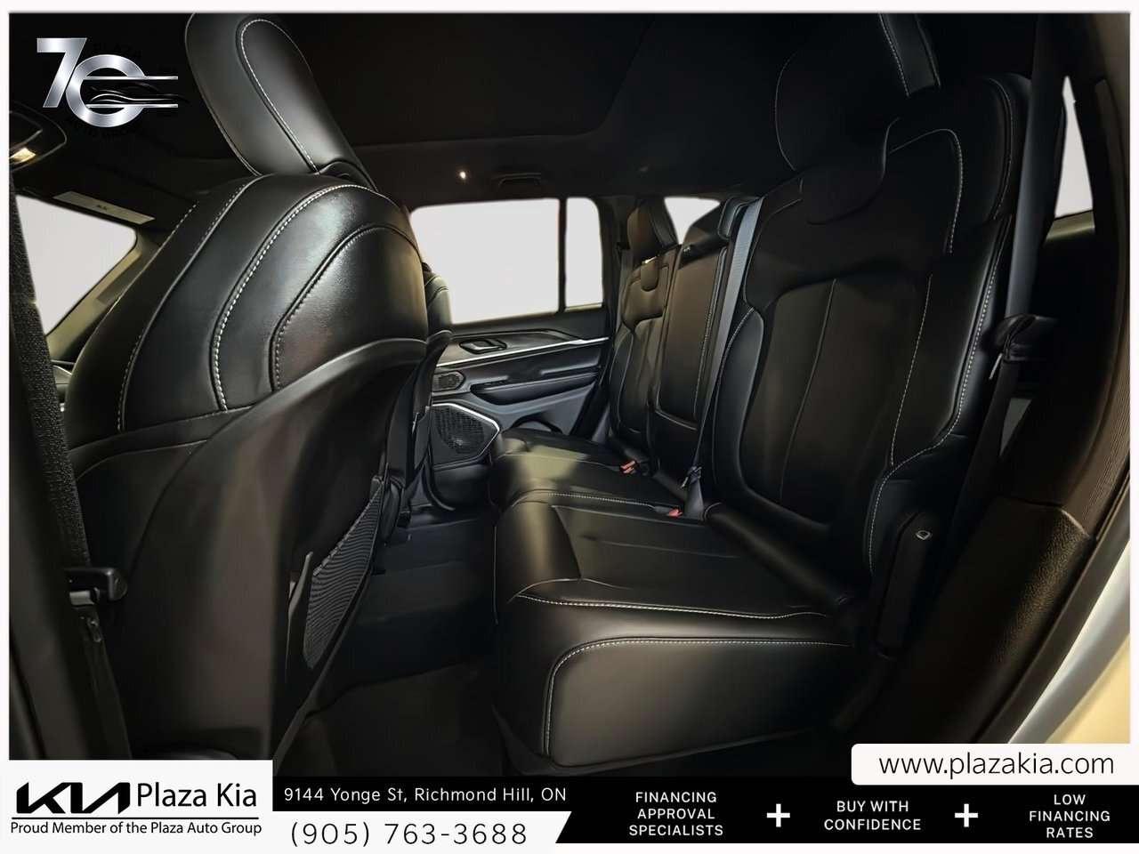 2025 Jeep Grand Cherokee *Dual-Pane Panoramic Sunroof   Trailer Tow Package Photo