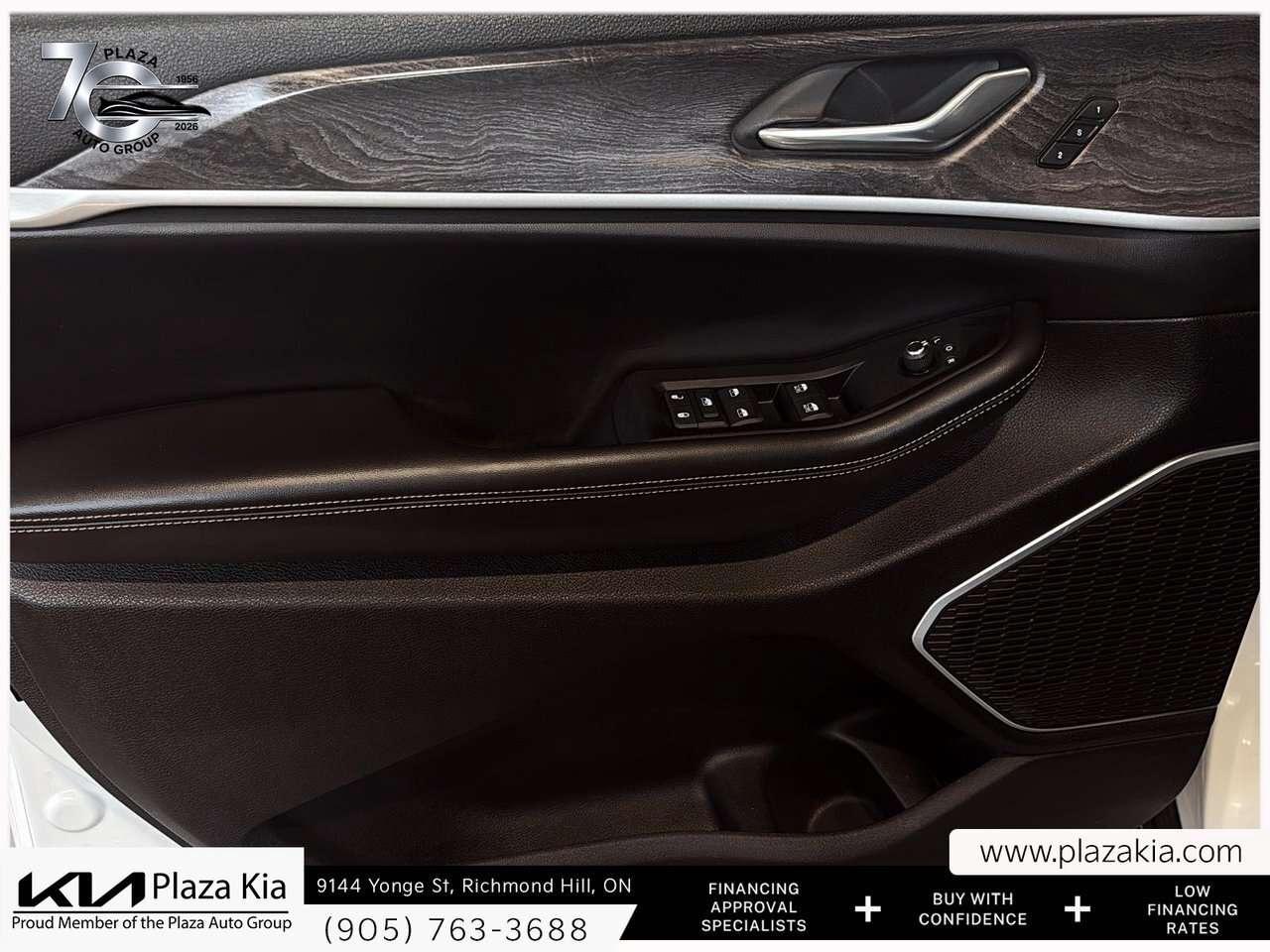 2025 Jeep Grand Cherokee *Dual-Pane Panoramic Sunroof   Trailer Tow Package Photo