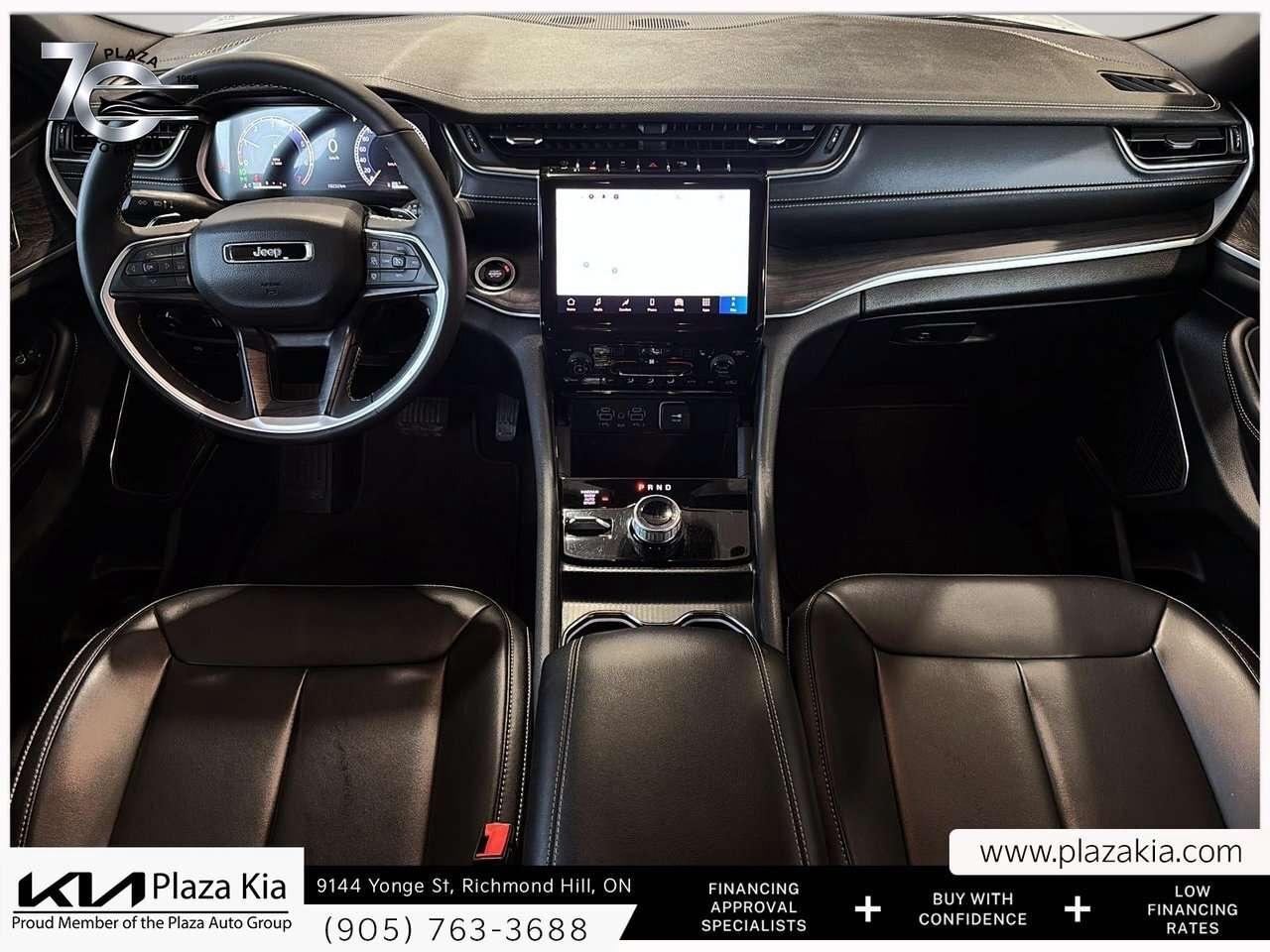 2025 Jeep Grand Cherokee *Dual-Pane Panoramic Sunroof   Trailer Tow Package Photo