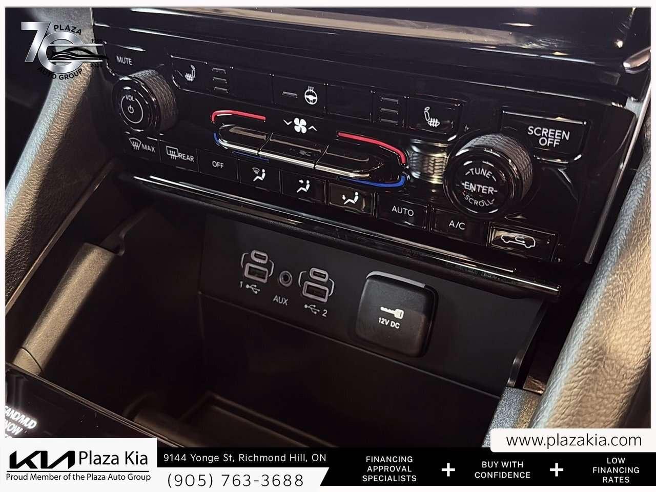 2025 Jeep Grand Cherokee *Dual-Pane Panoramic Sunroof   Trailer Tow Package Photo