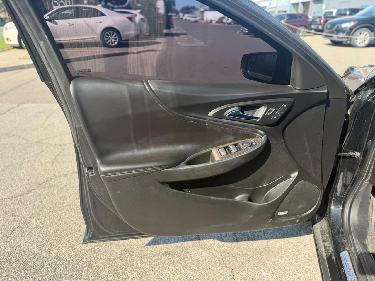 2020 Chevrolet Malibu Premier Photo