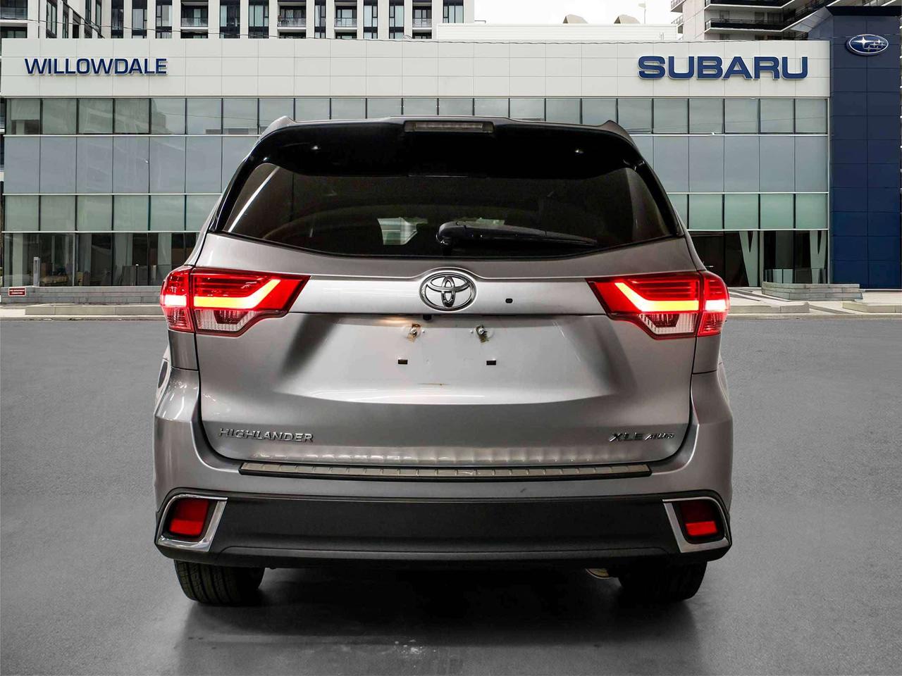 2019 Toyota Highlander  Photo