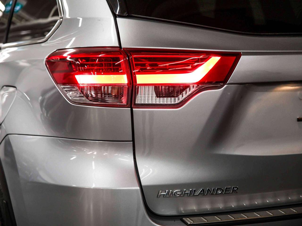 2019 Toyota Highlander  Photo