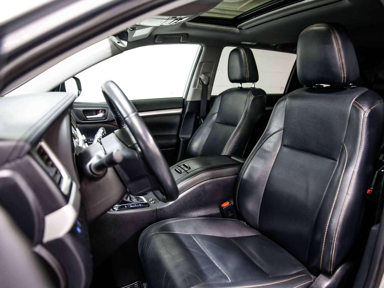 2019 Toyota Highlander  Photo