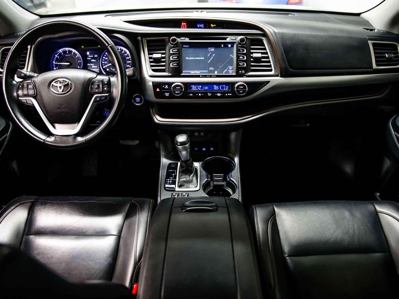 2019 Toyota Highlander  Photo
