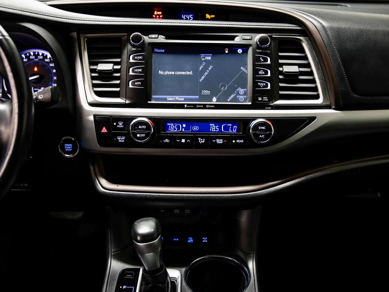 2019 Toyota Highlander  Photo