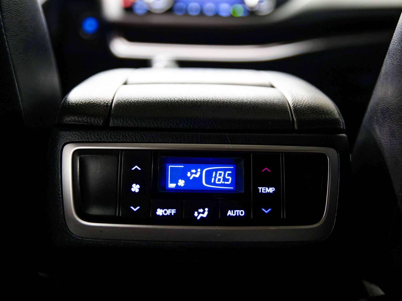 2019 Toyota Highlander  Photo