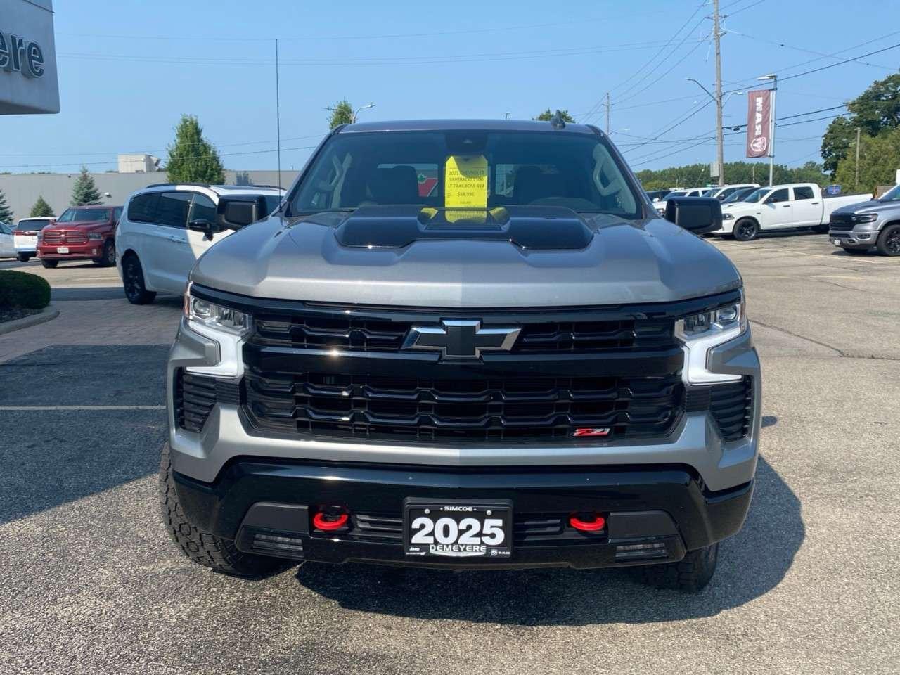 2025 Chevrolet Silverado 1500 Crew Cab Short Box 4-Wheel Drive LT Trail Boss Photo