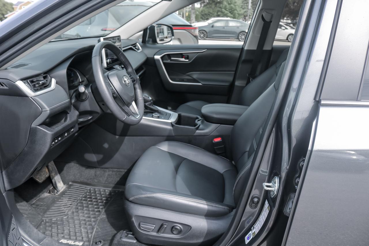 2024 Toyota RAV4 Hybrid XLE 4dr All-Wheel Drive Photo