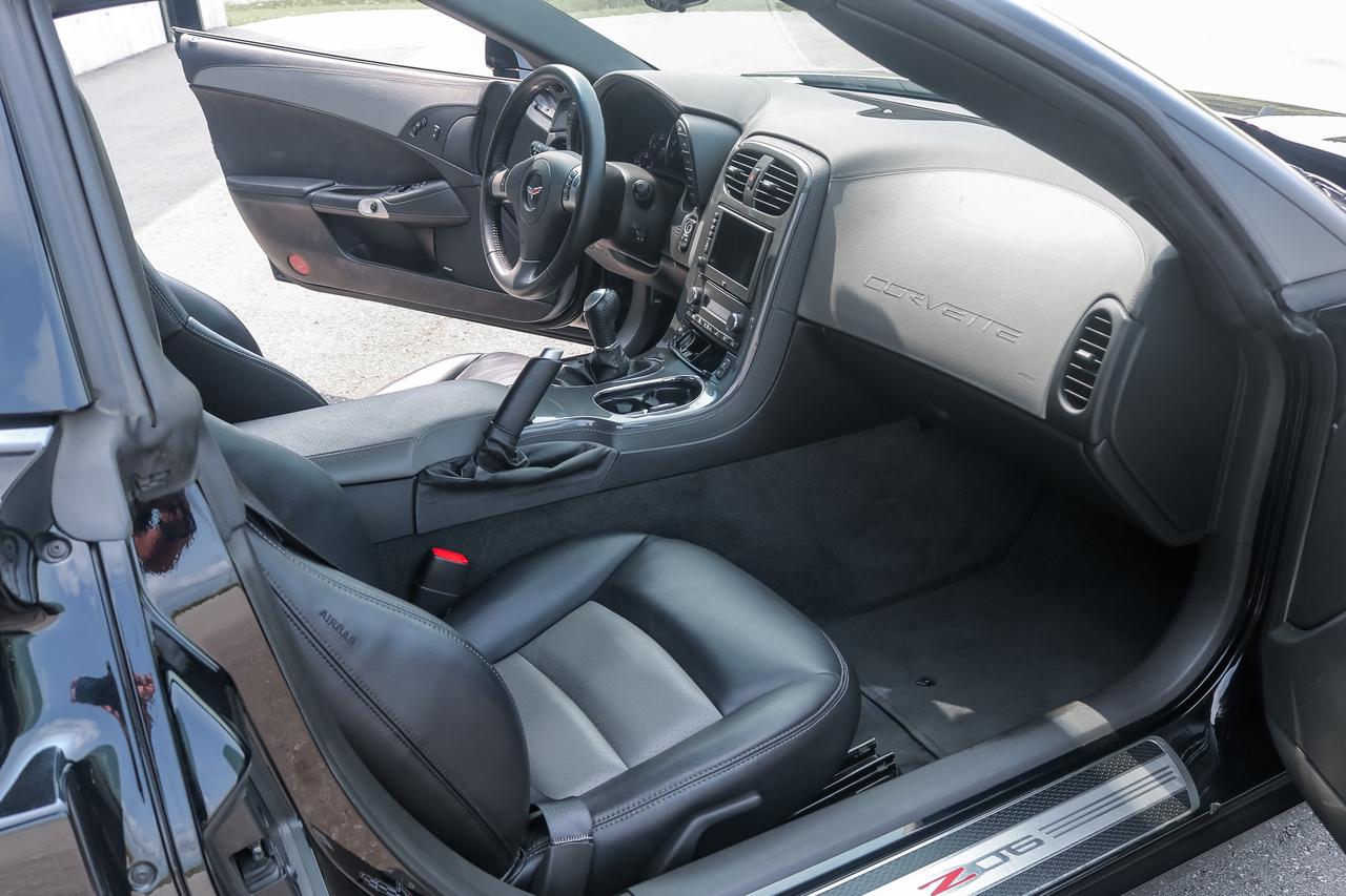 2009 Chevrolet Corvette Z06 Fixed Roof 2dr Coupe Photo
