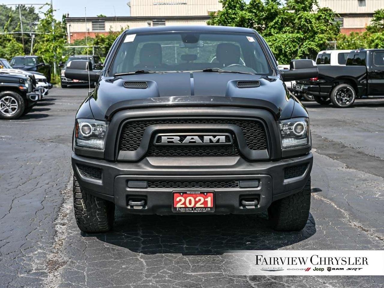 2021 RAM 1500 Warlock 4x4 Quad Cab 6'4 Box WARLOCK   4X4   LONG BOX   BLUETOOTH   CARPLAY   DUAL CLIMATE Photo5