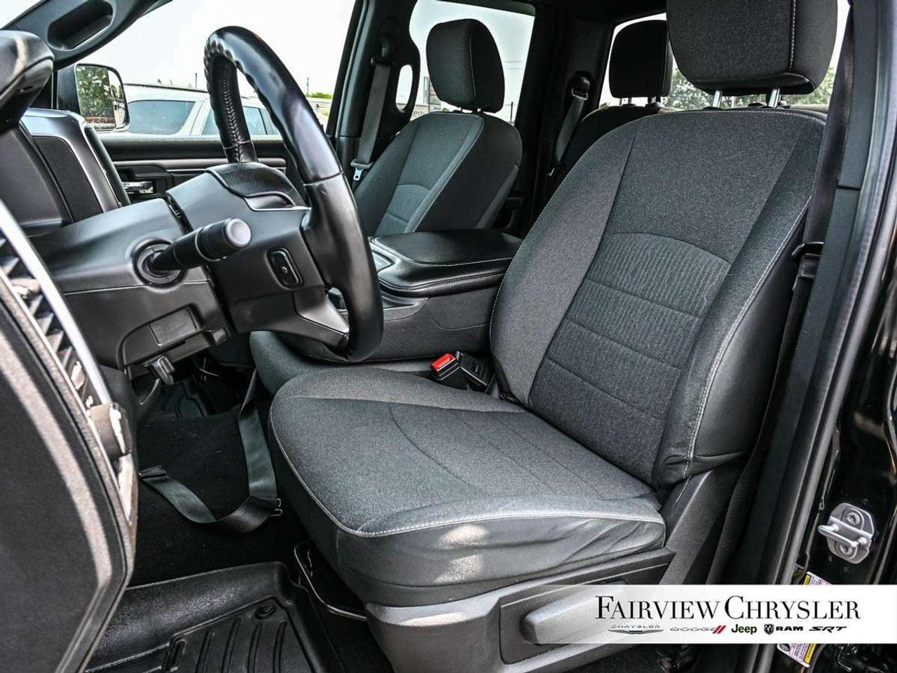 2021 RAM 1500 Warlock 4x4 Quad Cab 6'4 Box WARLOCK   4X4   LONG BOX   BLUETOOTH   CARPLAY   DUAL CLIMATE Photo
