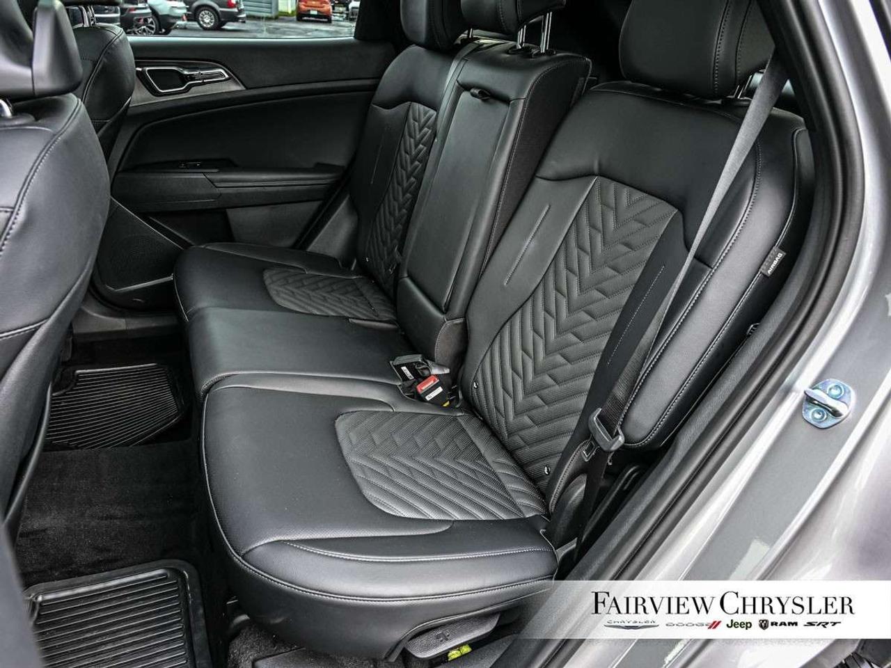 2026 Kia Sportage X-Line Limited AWD w/Black Interior PANO ROOF   LEATHER   CARPLAY   BIG SCREEN   CARPLAY   HEATED / COOLED SEATS   REMOTE Photo