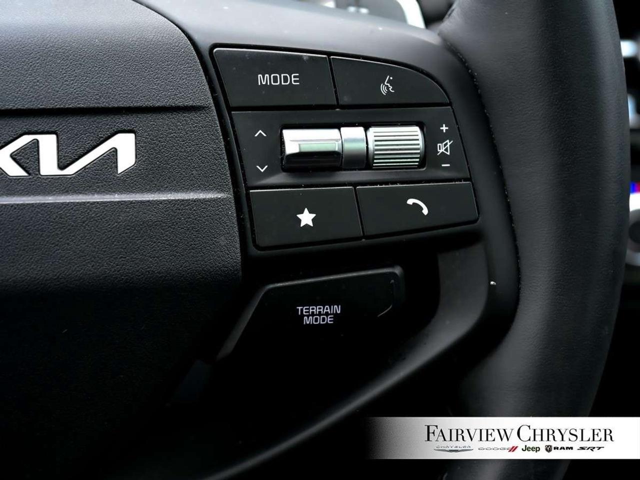 2026 Kia Sportage X-Line Limited AWD w/Black Interior PANO ROOF   LEATHER   CARPLAY   BIG SCREEN   CARPLAY   HEATED / COOLED SEATS   REMOTE Photo