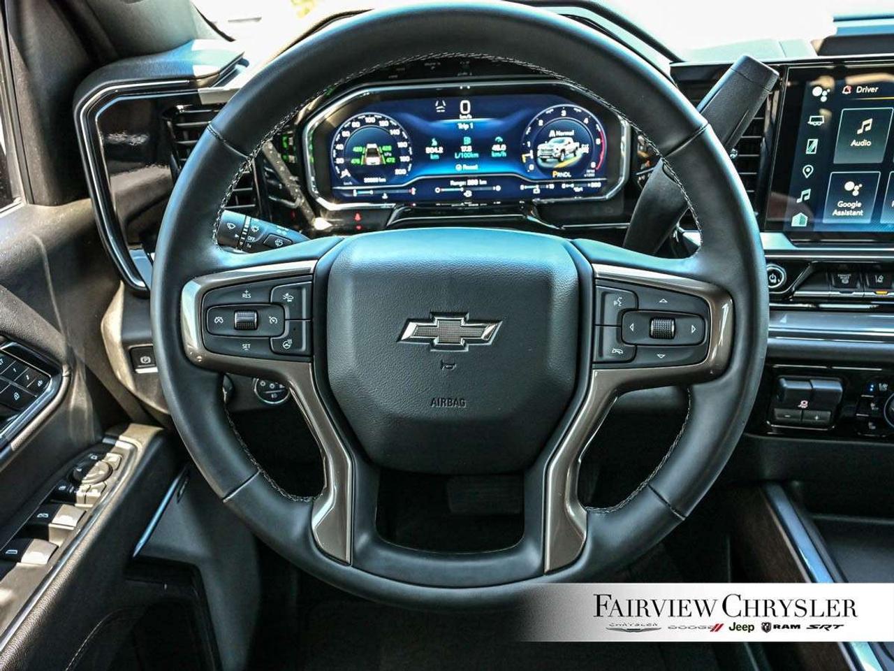 2024 Chevrolet Silverado 2500 4WD Crew Cab Standard Box High Country MIDNIGHT EDITION   Z71 OFF ROAD   SUNROOF   PREMIUM   HEADS UP DISPLAY   CARPLAY Photo