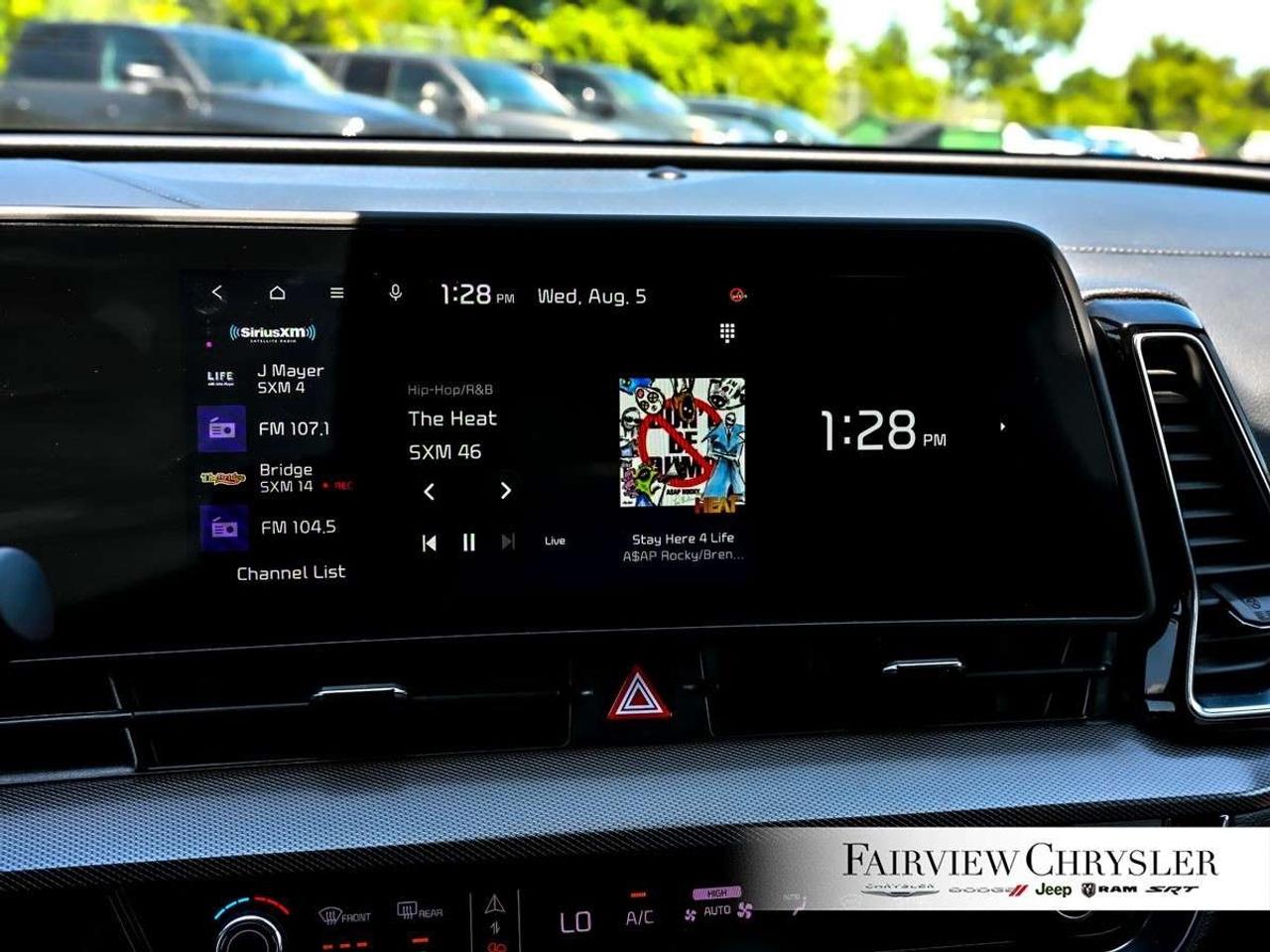 2023 Kia Sportage EX Premium w/Red Interior PANO ROOF   RED LEATHER   NAV   POWER TAILGATE   APPLE CARPLAY Photo
