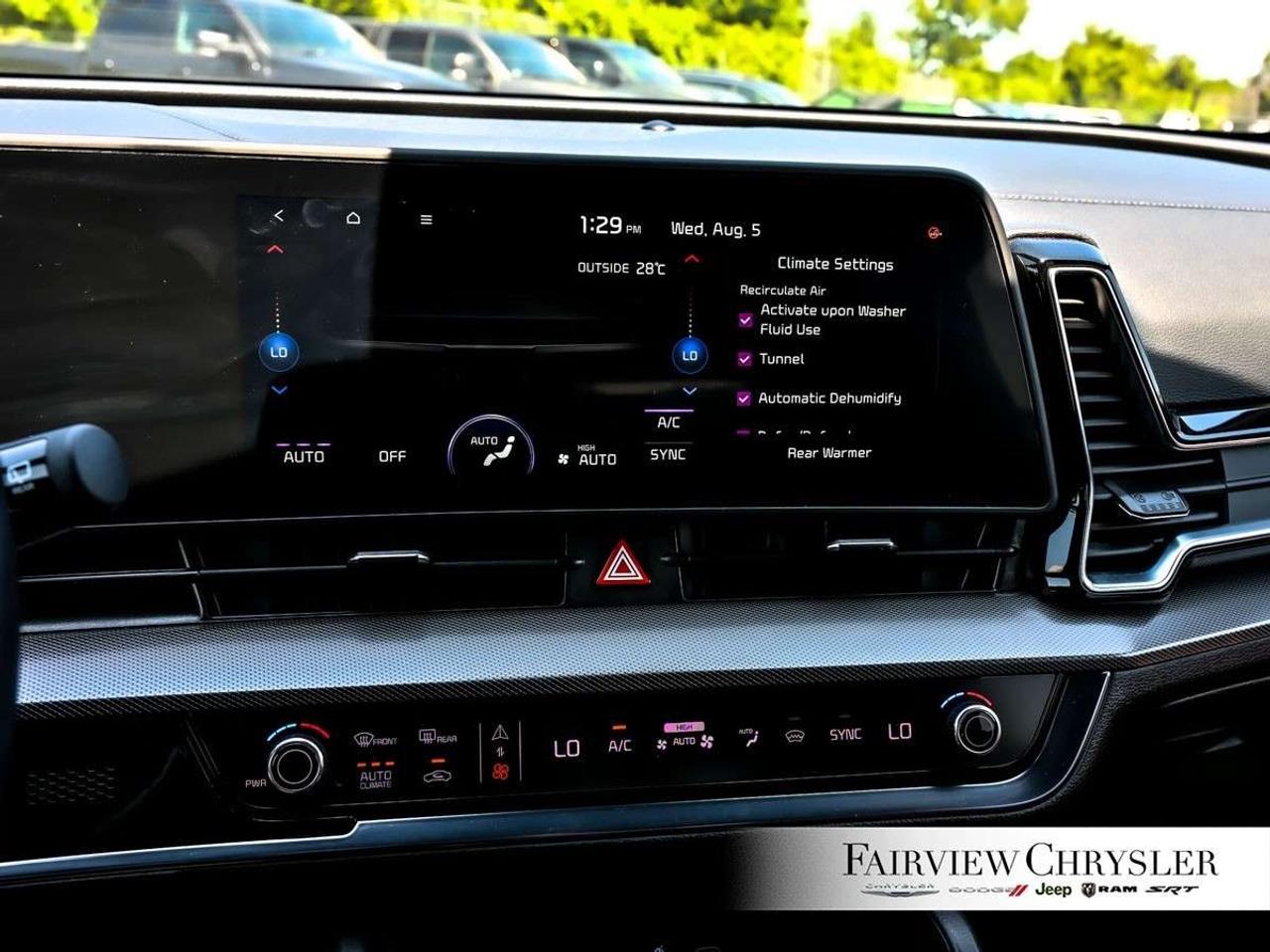 2023 Kia Sportage EX Premium w/Red Interior PANO ROOF   RED LEATHER   NAV   POWER TAILGATE   APPLE CARPLAY Photo