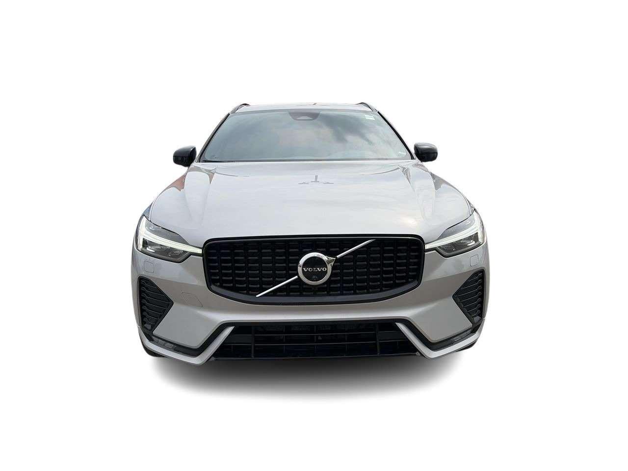 2022 Volvo XC60 B6 AWD R-Design Keyless Start  Alloy Wheels  Sunroof  Hands-Free Liftgate Photo