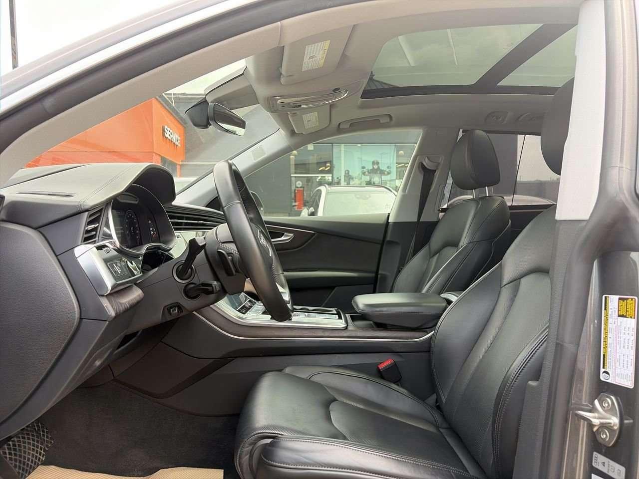 2019 Audi Q8 3.0T Technik quattro 8sp Tiptronic Alloy Wheels  Leather  Sunroof  Woodgrain Interior Trim Photo
