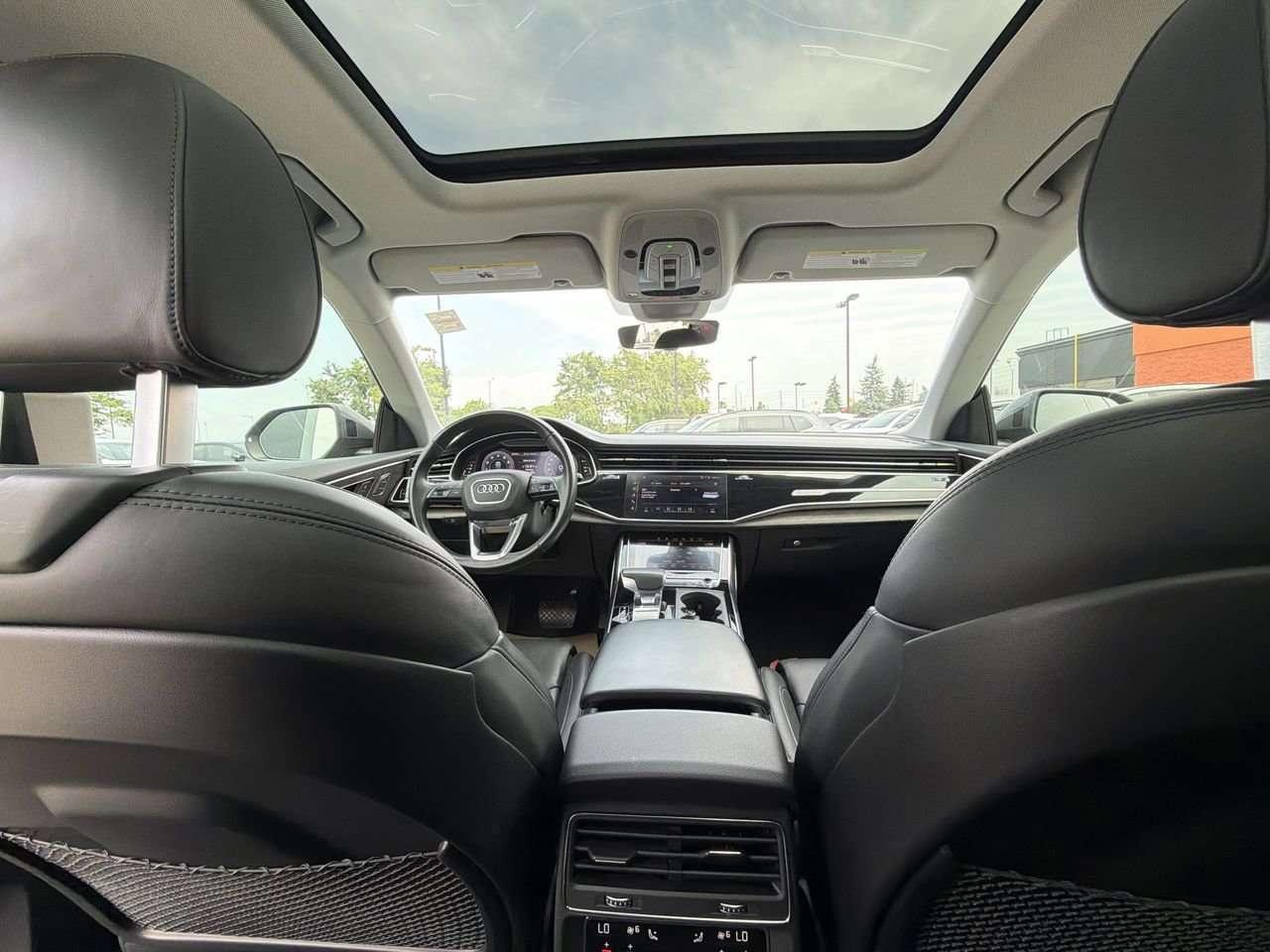2019 Audi Q8 3.0T Technik quattro 8sp Tiptronic Alloy Wheels  Leather  Sunroof  Woodgrain Interior Trim Photo
