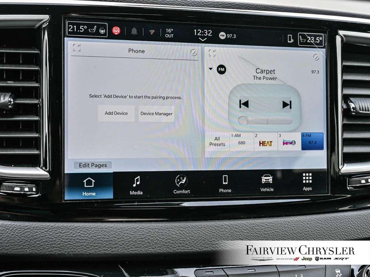 2026 Chrysler Grand Caravan SXT 2WD   FORMER SHUTTLE   DUAL SLIDING DOORS   POWER TAILGATE   DUAL CLIMATE CONTROL   CARPLAY   REMOTE START Photo