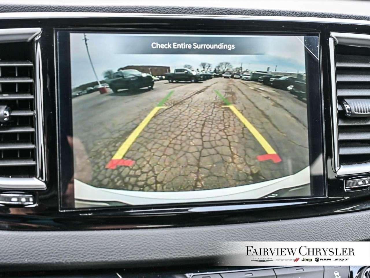 2026 Chrysler Grand Caravan SXT 2WD   FORMER SHUTTLE   DUAL SLIDING DOORS   POWER TAILGATE   DUAL CLIMATE CONTROL   CARPLAY   REMOTE START Photo