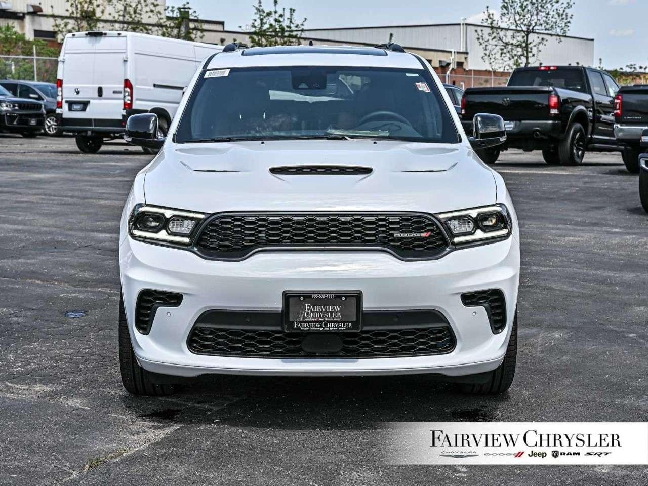 2026 Dodge Durango GT HEMI V8 Premium AWD RED LEATHER   SUNROOF   CARPLAY   TOW PKG   BLIND SPOT   ADAPTIVE CRUISE Photo