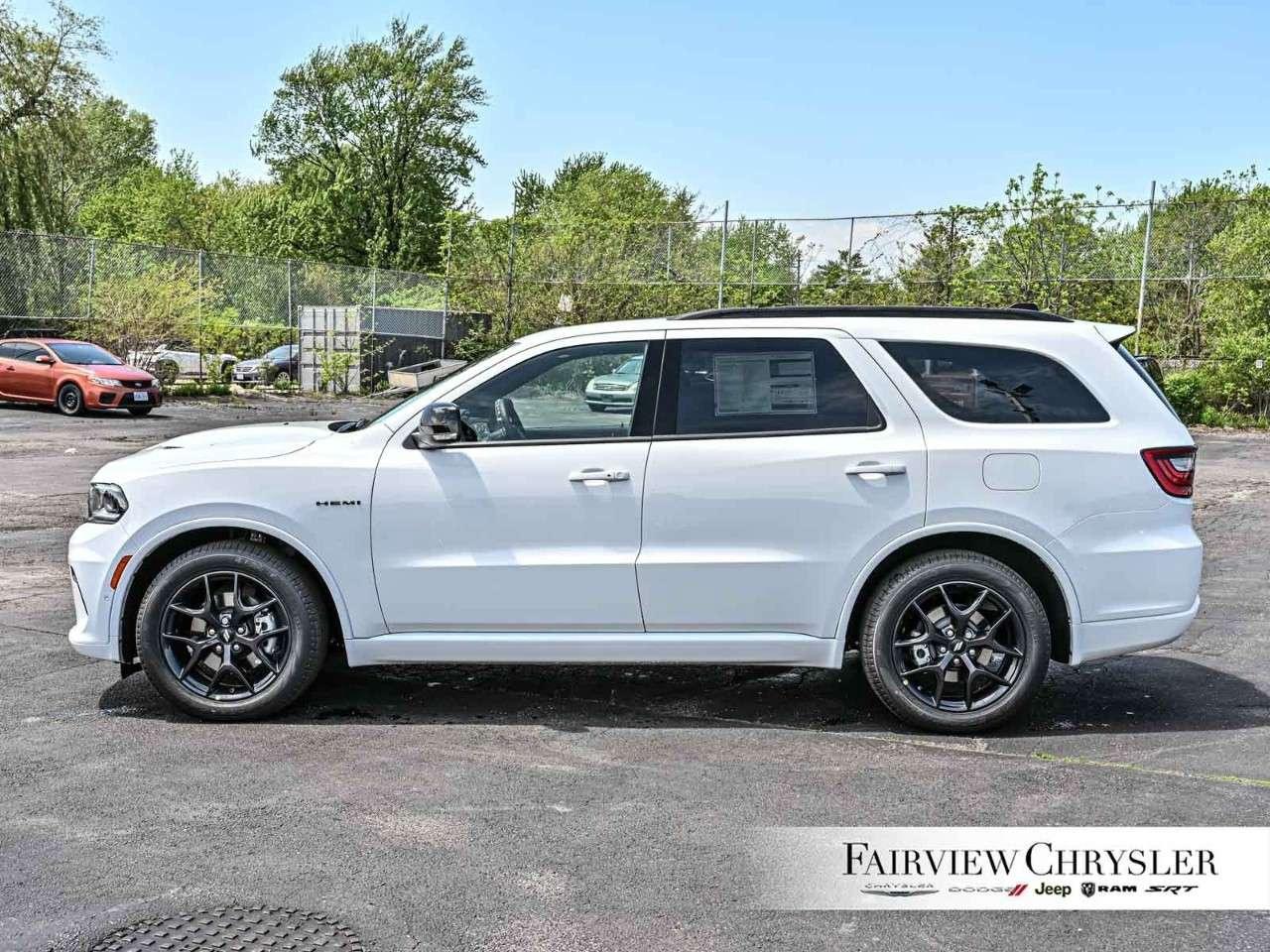 2026 Dodge Durango GT HEMI V8 Premium AWD RED LEATHER   SUNROOF   CARPLAY   TOW PKG   BLIND SPOT   ADAPTIVE CRUISE Photo2
