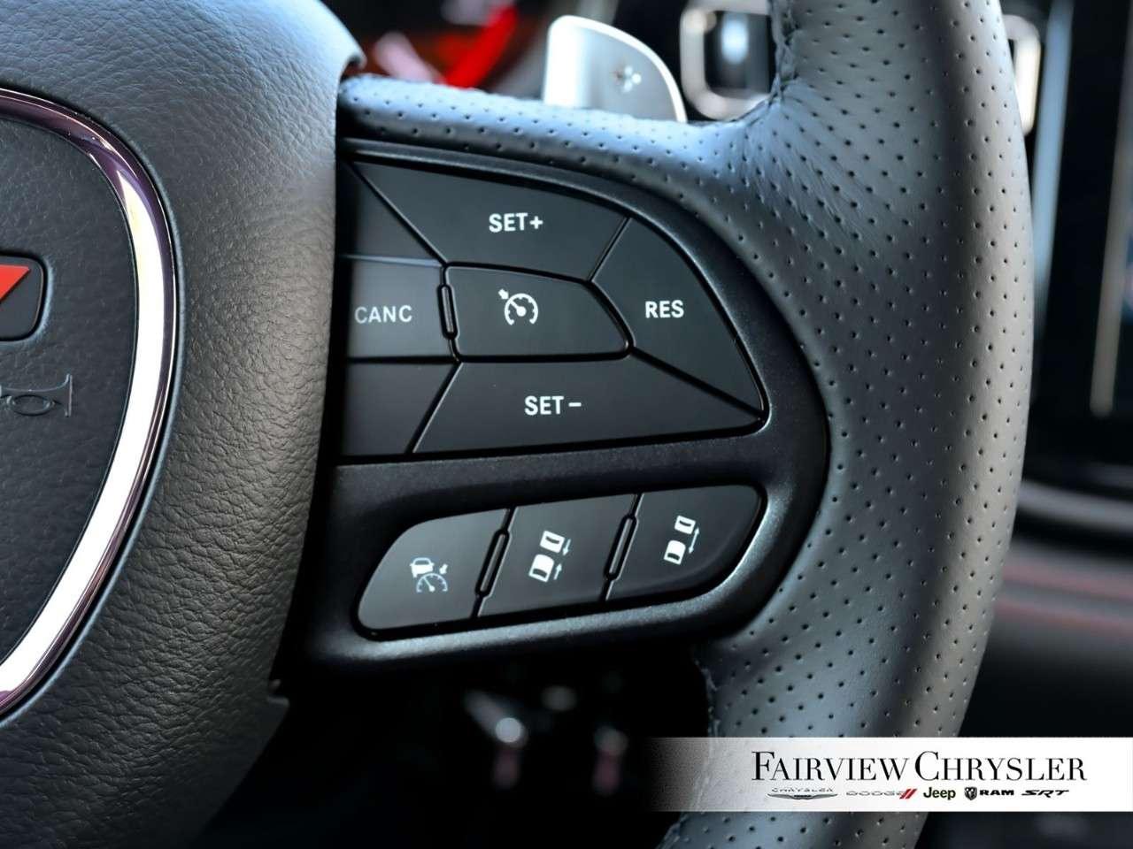 2026 Dodge Durango GT HEMI V8 Premium AWD RED LEATHER   SUNROOF   CARPLAY   TOW PKG   BLIND SPOT   ADAPTIVE CRUISE Photo