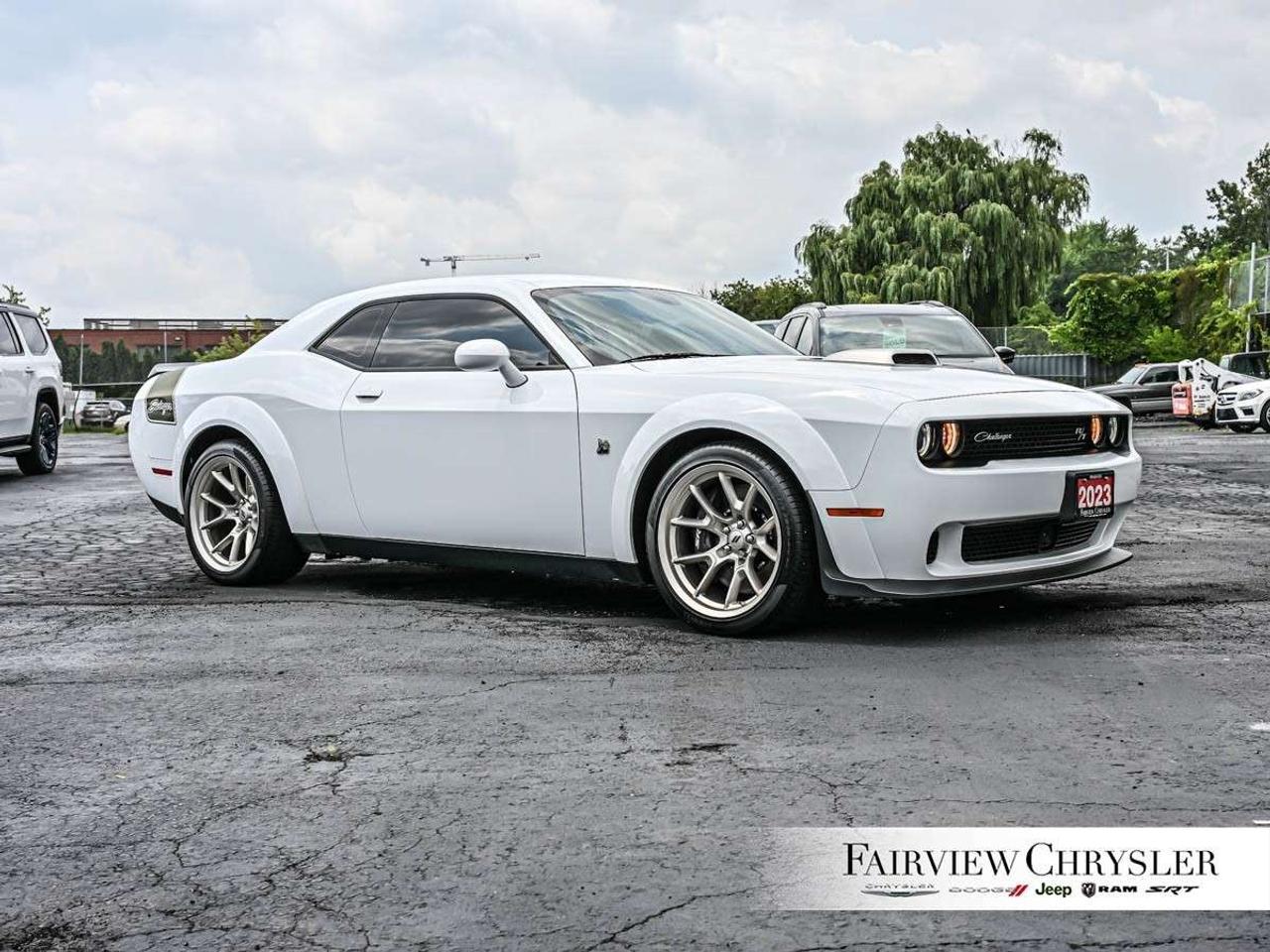 2023 Dodge Challenger Scat Pack 392 Widebody RWD SHAKER HOOD   SWINGER   HARMAN/KARDON   TECH PKG   CARPLAY   BLIND SPOT   ADAPTIVE CRUISE Photo