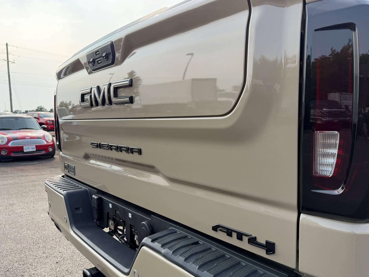 2023 GMC Sierra 1500 AT4 Photo