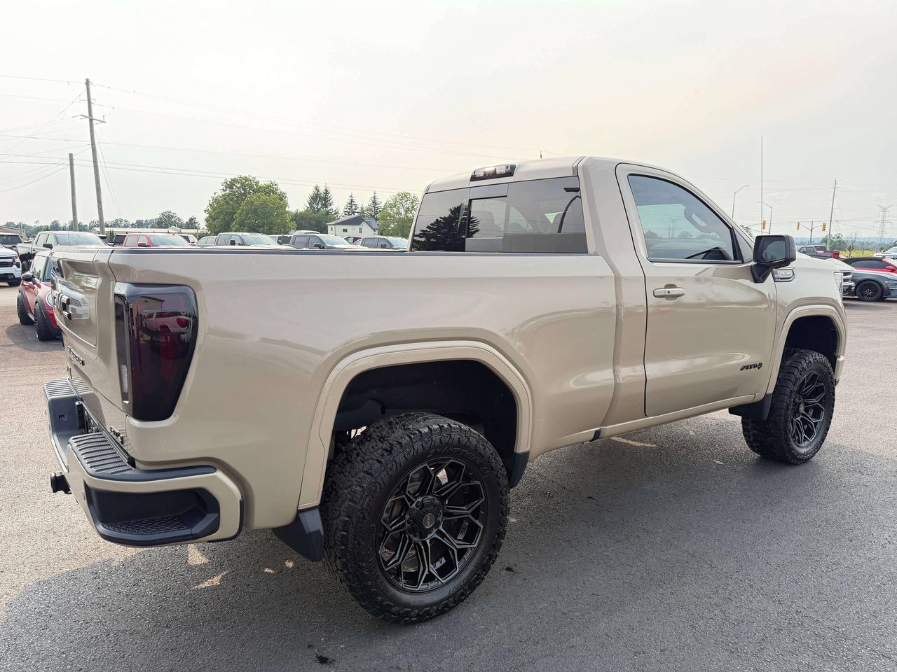 2023 GMC Sierra 1500 AT4 Photo