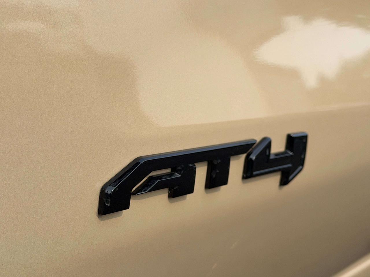2023 GMC Sierra 1500 AT4 Photo