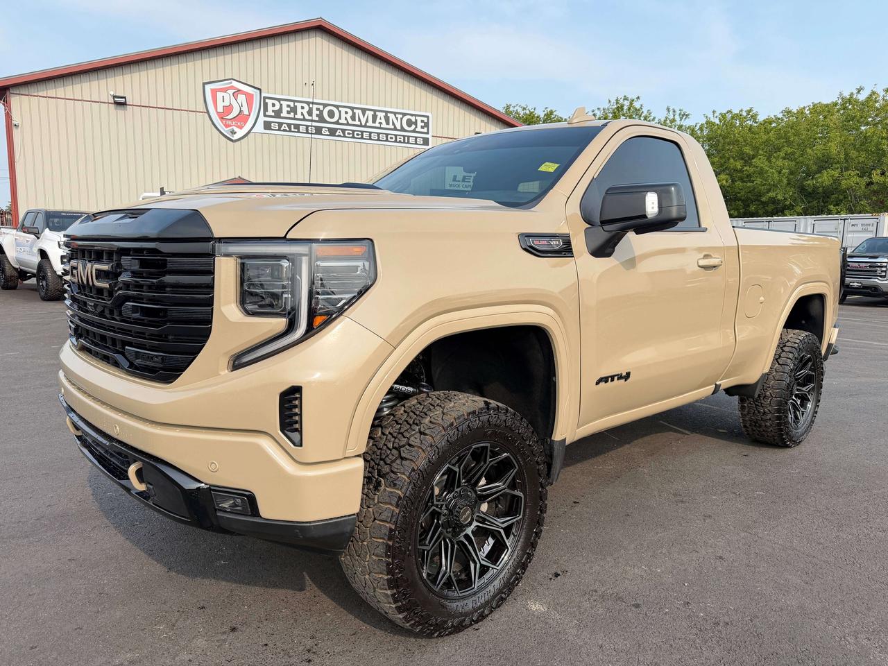 2023 GMC Sierra 1500 AT4 Photo