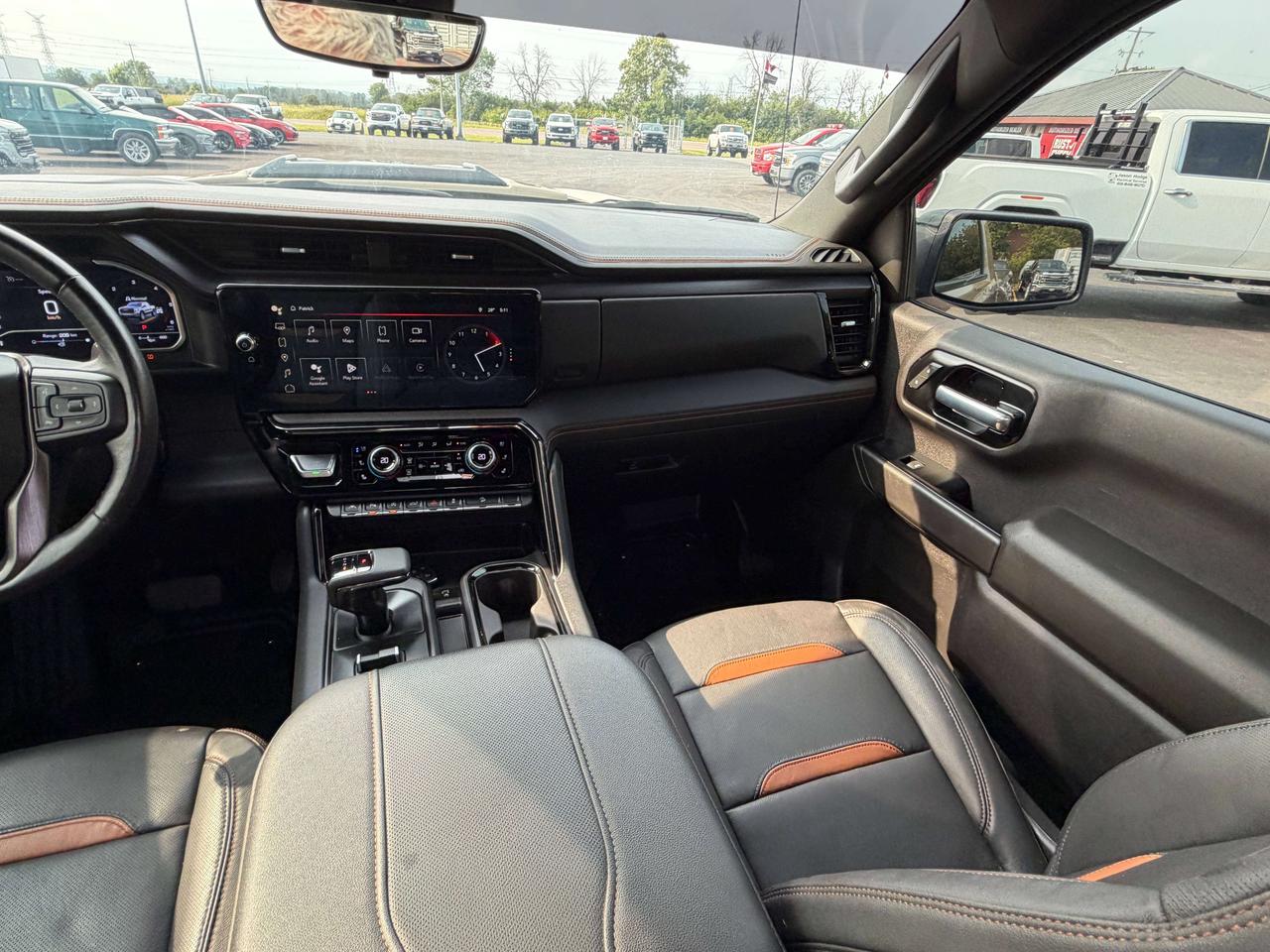 2023 GMC Sierra 1500 AT4 Photo