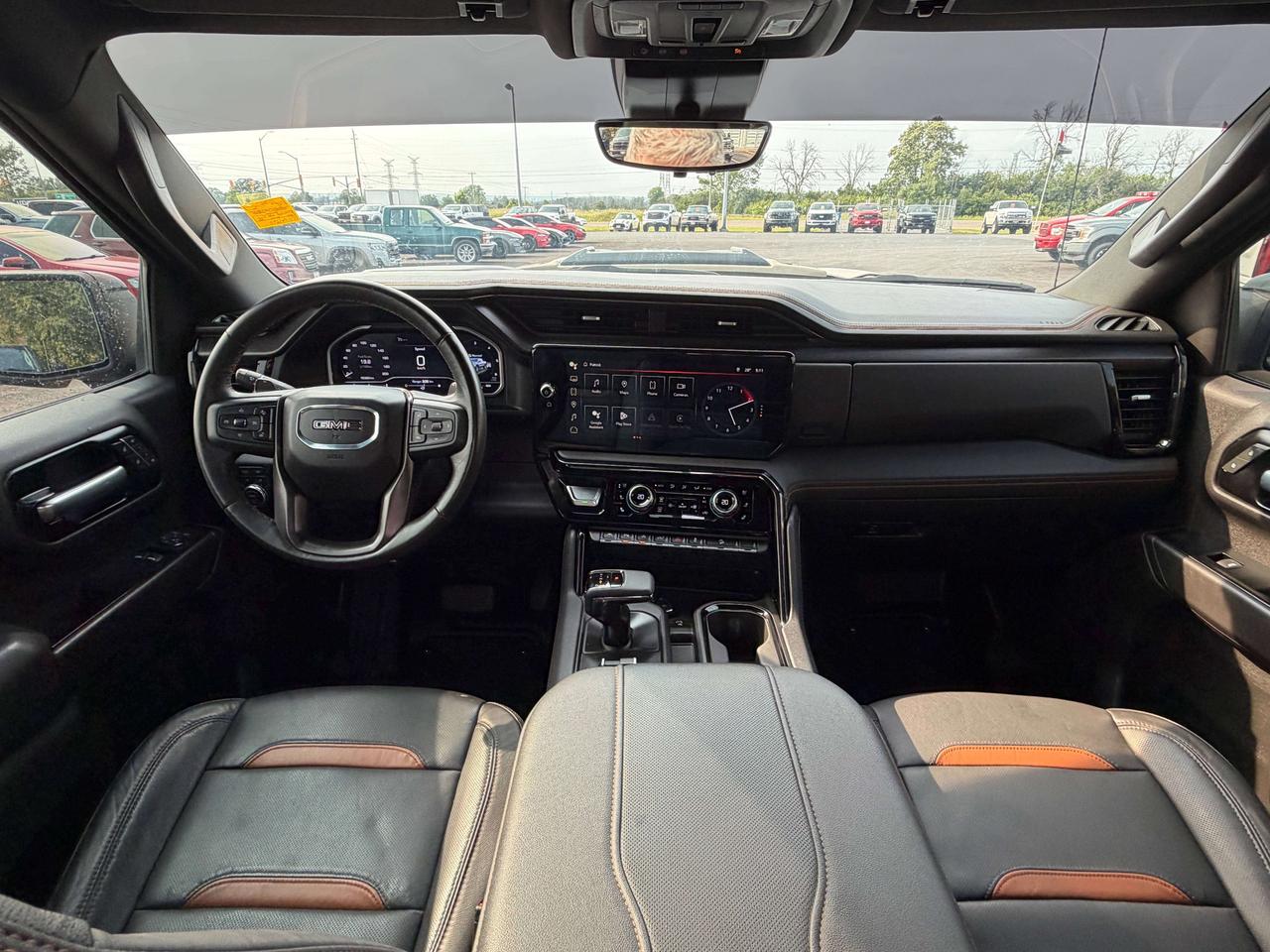 2023 GMC Sierra 1500 AT4 Photo
