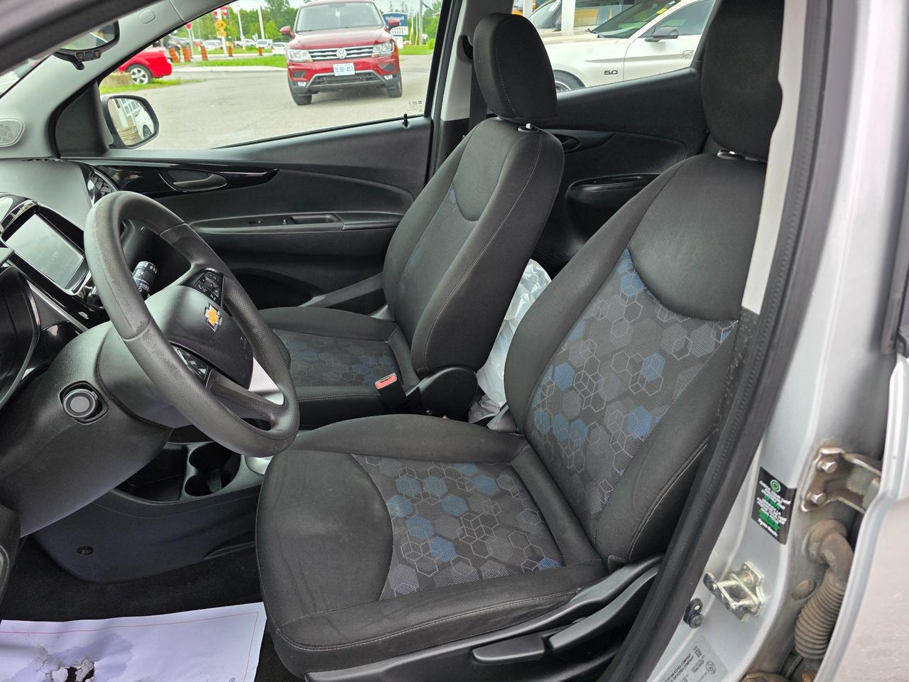 2016 Chevrolet Spark 1LT CVT 4dr Hatchback Photo