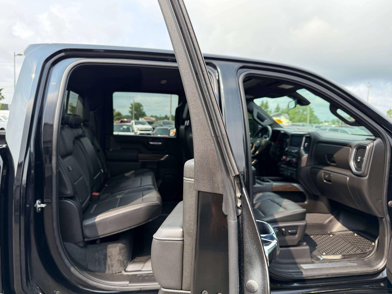 2022 Chevrolet Silverado 2500 High Country Photo
