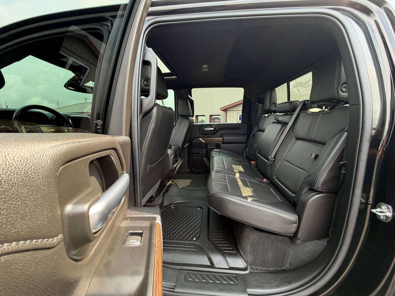 2022 Chevrolet Silverado 2500 High Country Photo