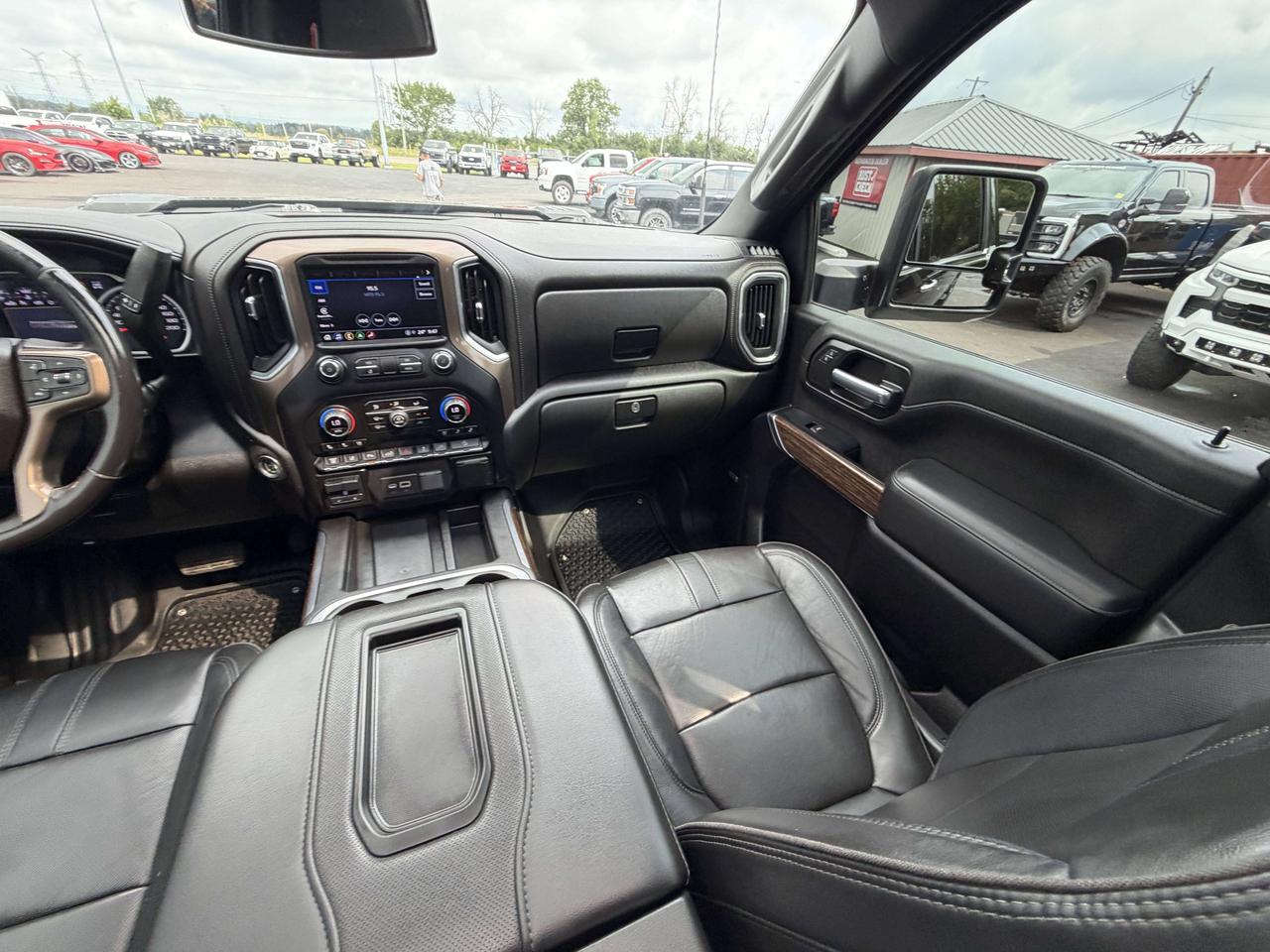 2022 Chevrolet Silverado 2500 High Country Photo
