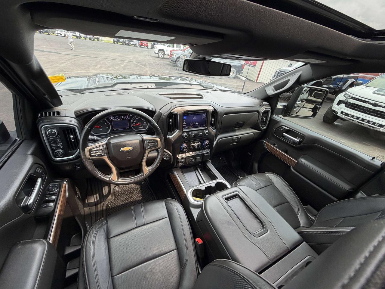 2022 Chevrolet Silverado 2500 High Country Photo