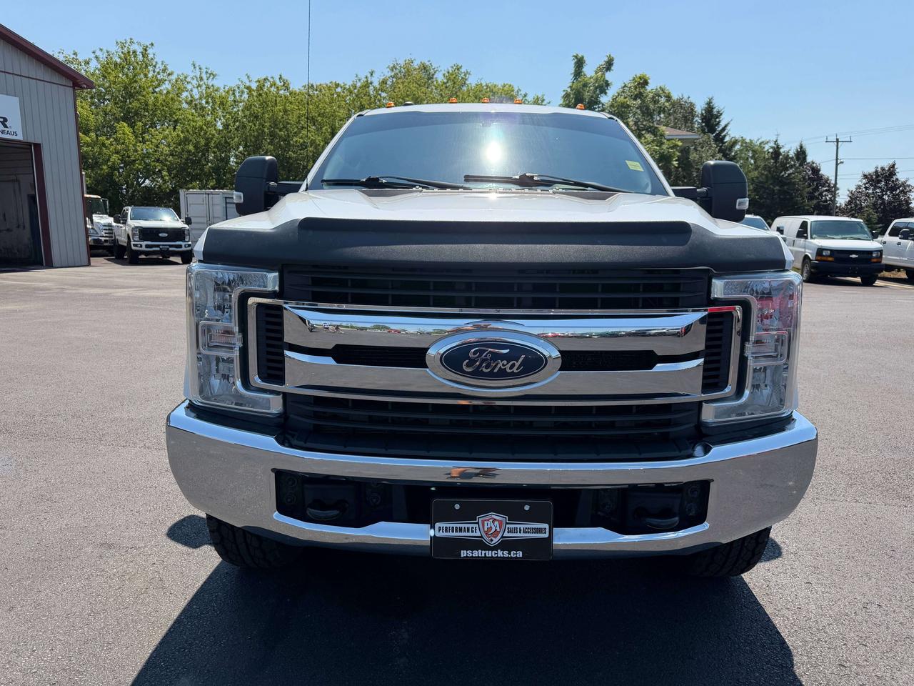 2018 Ford F-350 XLT Photo