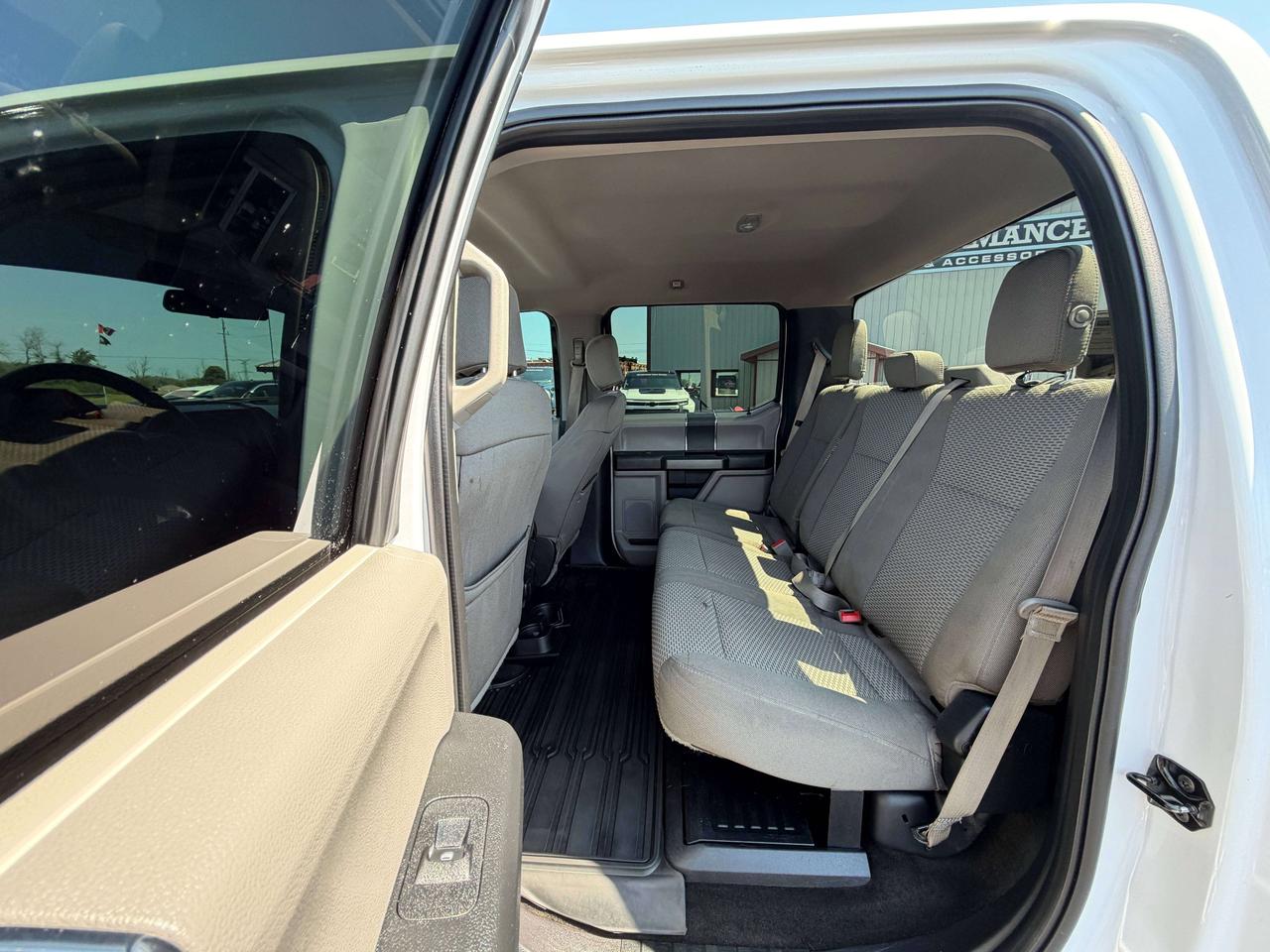 2018 Ford F-350 XLT Photo