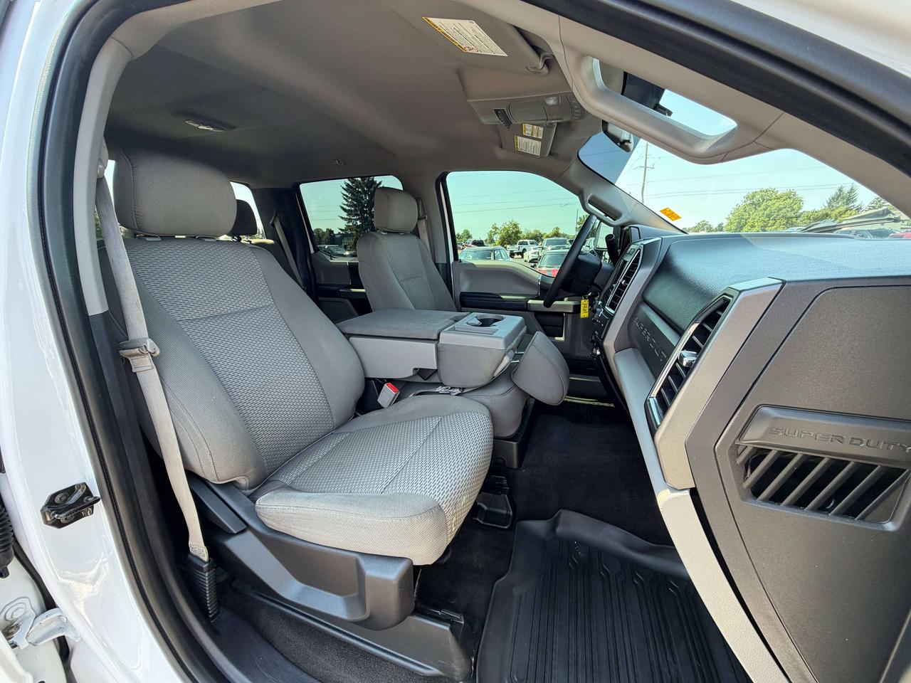 2018 Ford F-350 XLT Photo