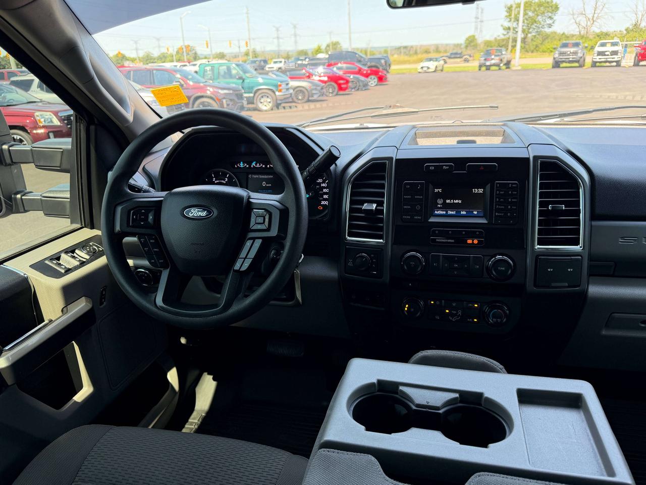 2018 Ford F-350 XLT Photo