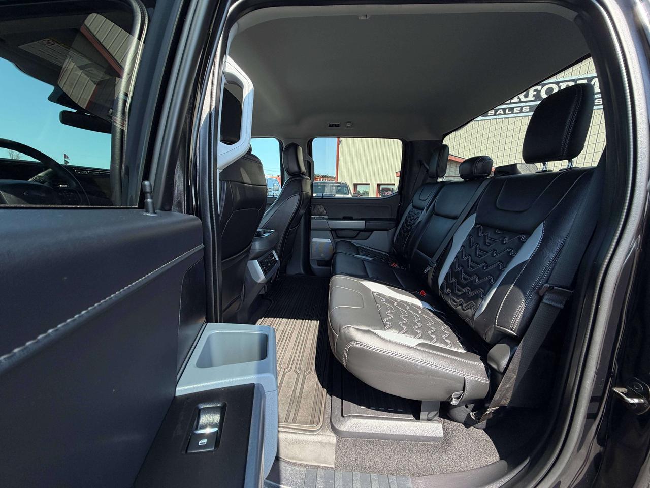 2023 Ford F-250 XLT Photo