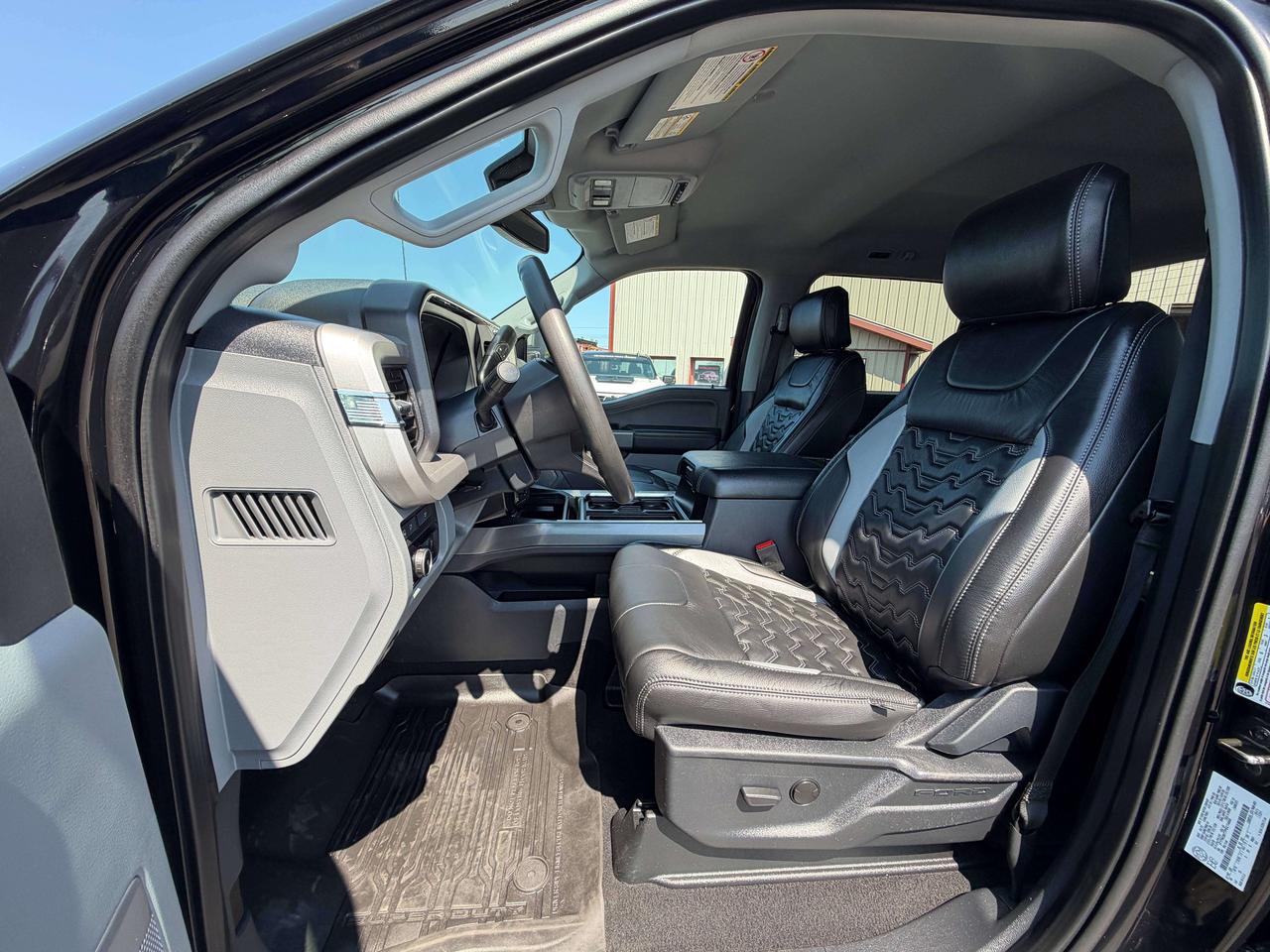 2023 Ford F-250 XLT Photo