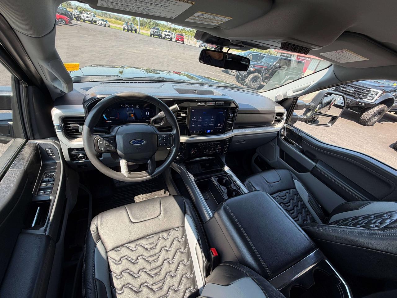 2023 Ford F-250 XLT Photo
