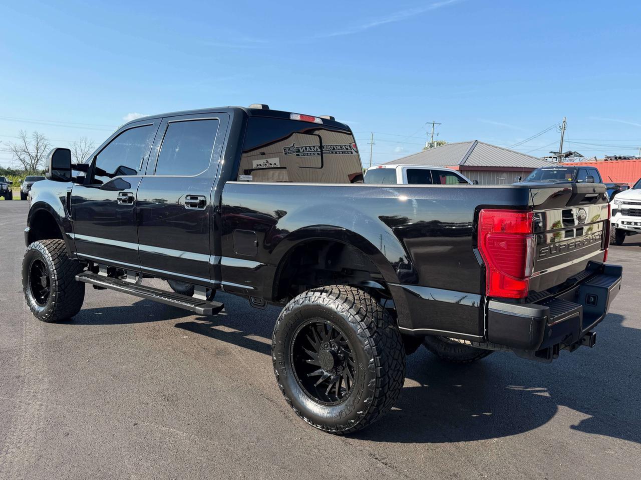 2022 Ford F-250 LARIAT Photo