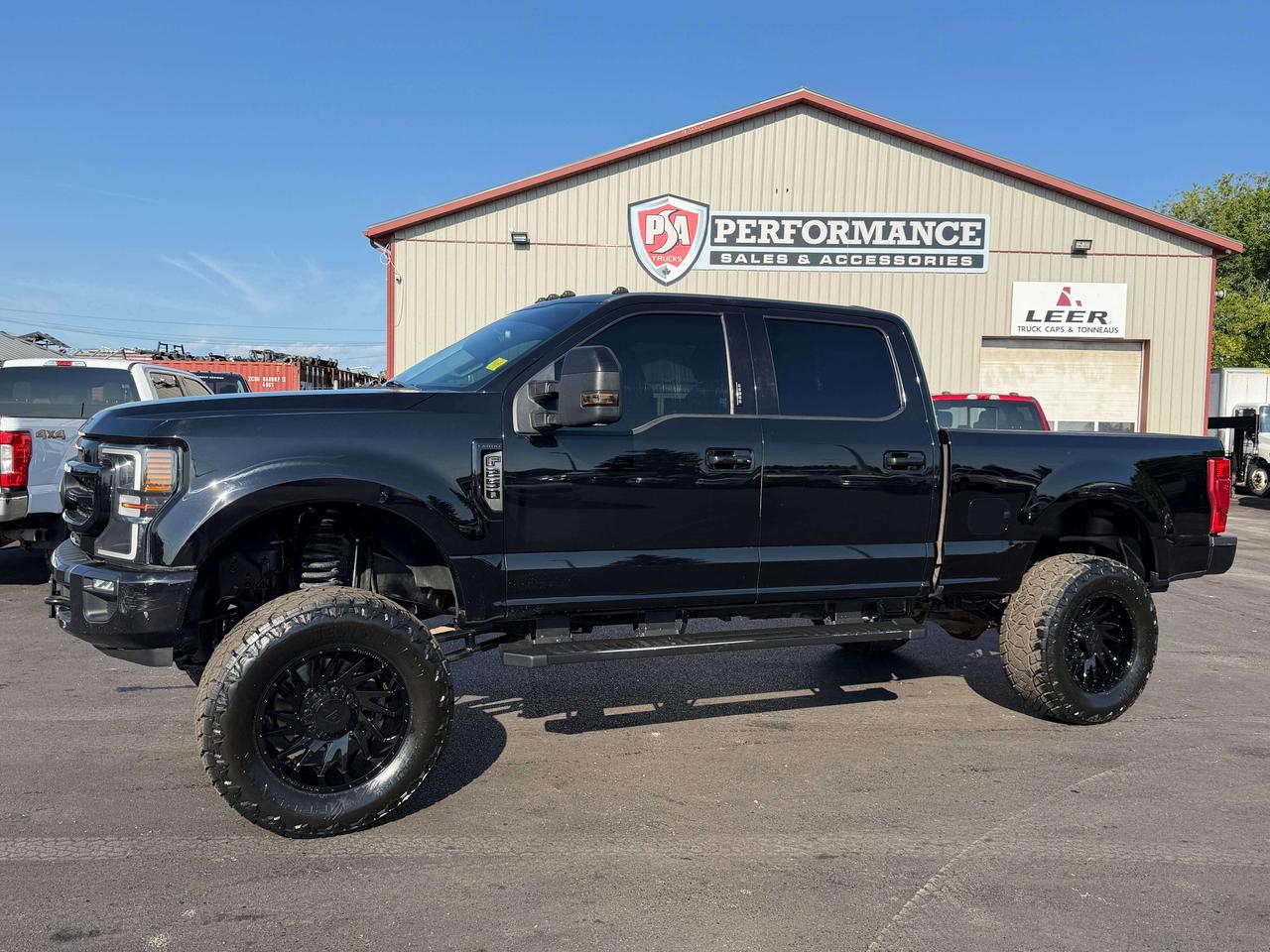 2022 Ford F-250 LARIAT Photo2